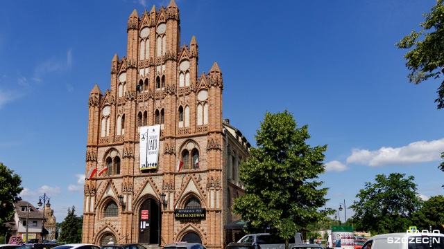 Obecnie trwa remont pomieszczeń przy ratuszu, a pierwsi goście będą mogli skorzystać z usług Centrum w połowie sierpnia. Fot. Robert Stachnik [Radio Szczecin] Przy chojeńskim ratuszu powstaje CIT [ZDJĘCIA]