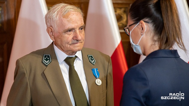 Fot. Robert Stachnik [Radio Szczecin] Leśnicy z regionu nagrodzeni przez Prezydenta RP [ZDJĘCIA]