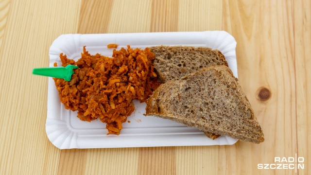 Fot. Robert Stachnik [Radio Szczecin] Urodziny Radia Szczecin na Łasztowni z naszymi słuchaczami [2xWIDEO, DUŻO ZDJĘĆ]