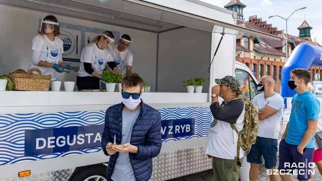 Fot. Robert Stachnik [Radio Szczecin] Urodziny Radia Szczecin na Łasztowni z naszymi słuchaczami [2xWIDEO, DUŻO ZDJĘĆ]