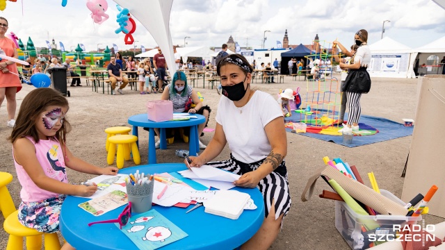 Fot. Robert Stachnik [Radio Szczecin] "Wszystkiego dobrego i kolejnych 75 lat" - życzenia od naszych słuchaczy [ZDJĘCIA]