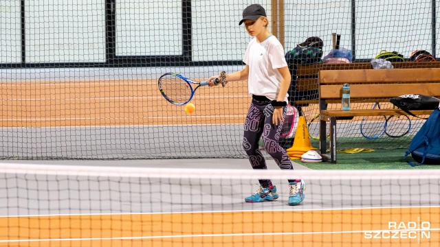 Organizatorami Narodowego Dnia Tenisa są Szczeciński Klub Tenisowy oraz Akademia Tenisa Promasters. Fot. Robert Stachnik [Radio Szczecin] "Tenis mnie fantazjuje" na kortach przy al. Wojska Polskiego [WIDEO, ZDJĘCIA]