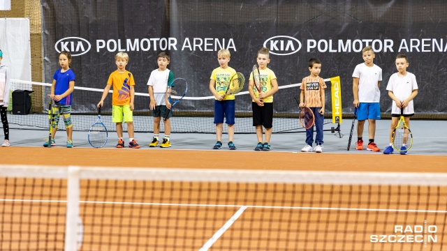 Organizatorami Narodowego Dnia Tenisa są Szczeciński Klub Tenisowy oraz Akademia Tenisa Promasters. Fot. Robert Stachnik [Radio Szczecin] "Tenis mnie fantazjuje" na kortach przy al. Wojska Polskiego [WIDEO, ZDJĘCIA]