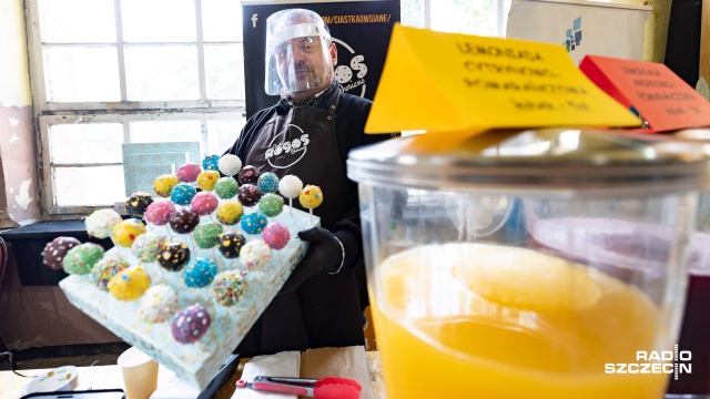 Fot. Robert Stachnik [Radio Szczecin] Bazar Smakoszy znowu pęka w szwach [ZDJĘCIA]