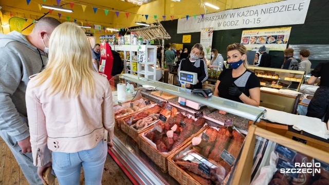 Fot. Robert Stachnik [Radio Szczecin] Bazar Smakoszy znowu pęka w szwach [ZDJĘCIA]