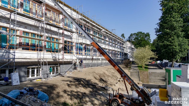 Fot. Robert Stachnik [Radio Szczecin] Trwa remont Szkoły Podstawowej nr 1 w Międzyzdrojach [ZDJĘCIA]