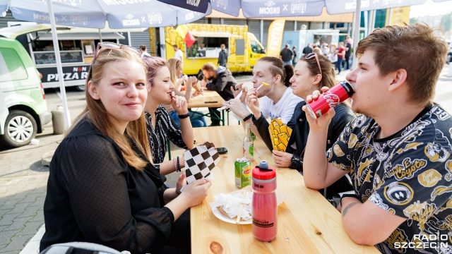 Fot. Robert Stachnik [Radio Szczecin] Piwa z browarów z całej Polski na szczecińskim Oktoberfest [ZDJĘCIA]