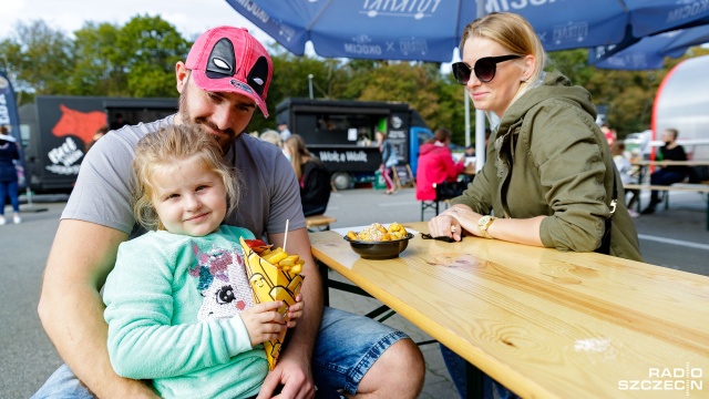 Fot. Robert Stachnik [Radio Szczecin] Piwa z browarów z całej Polski na szczecińskim Oktoberfest [ZDJĘCIA]