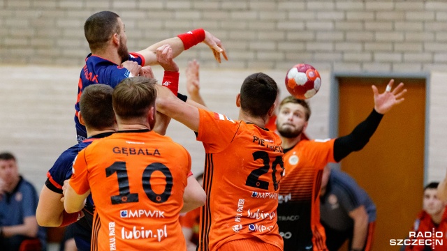 Piłkarze ręczni Sandry SPA Pogoni doznali pierwszej porażki we własnej hali przegrywając z Zagłębiem Lubin 30:32. Fot. Robert Stachnik [Radio Szczecin] Sandra Spa. No, niestety... [DUŻO ZDJĘĆ]