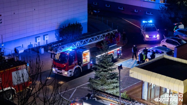 Fot. Robert Stachnik [Radio Szczecin] Pożar w szpitalu na Pomorzanach. Dwie osoby nie żyją [WIDEO, ZDJĘCIA]