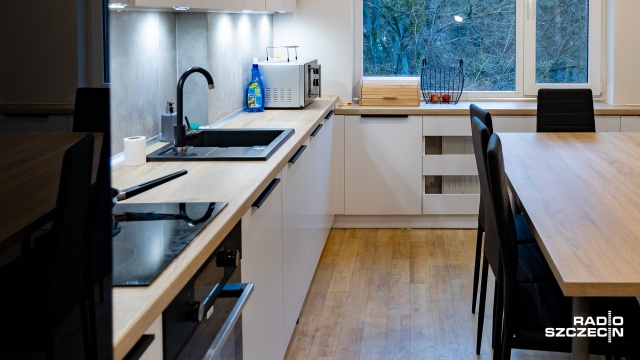 Fot. Robert Stachnik [Radio Szczecin] Wychowankowie Domu Dziecka w Policach dostali mieszkanie [WIDEO, ZDJĘCIA]