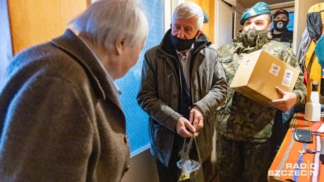 Fot. Robert Stachnik [Radio Szczecin] "Paczka dla Bohatera". Największa i najbogatsza, w najtrudniejszym czasie [WIDEO, DUŻO ZDJĘĆ]