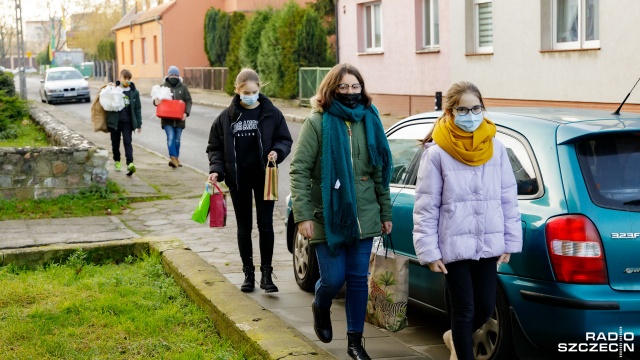 Fot. Robert Stachnik [Radio Szczecin] "Dobre słowo na Święta." Podopieczni DPS-ów otrzymali listy [ZDJĘCIA]