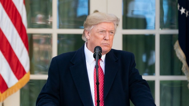 Prezydent Donald Trump oświadczył, że śmierć Ghasema Sulejmaniego w amerykańskim ataku rakietowym ma zapobiec wojnie, a nie ją wywołać.