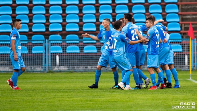Drugoligowi Błękitni stracili czołowego piłkarza. Piotr Kurbiel opuścił stargardzki klub i trafił do trzeciego w tabeli 2 ligi GKS Katowice. 23-letni zawodnik podpisał półtoraroczny kontrakt z Gieksą z opcją przedłużenia umowy.