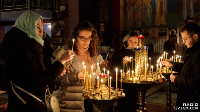 W szczecińskiej cerkwi odbyło się nabożeństwo wieczorne Wielkie Powieczerze z Liturgią Jutrznii, które rozpoczyna święta Bożego Narodzenia u Prawosławnych.