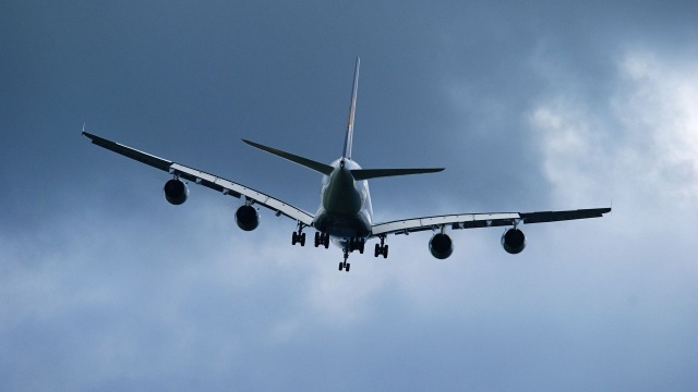 Ukraiński premier poinformował, że według wstępnych danych na pokładzie samolotu Ukrainian Airlines, który rozbił się w Iranie, było 167 pasażerów i 9 członków załogi.