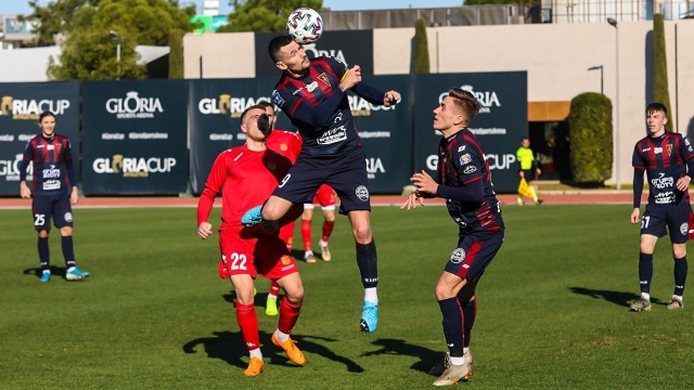 Piłkarze Pogoni bez porażki w meczach kontrolnych podczas zgrupowania w Turcji. W Belek szczecinianie zremisowali we wtorek sparingowym meczu z zespołem FK Makedonija Gjorce Petrov 0:0.