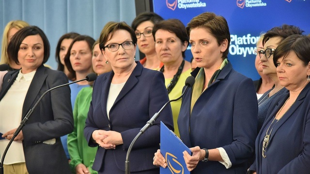 Joanna Mucha zrezygnowała z ubiegania się o funkcję szefa Platformy Obywatelskiej. Poinformowała o tym podczas konferencji prasowej w Sejmie.