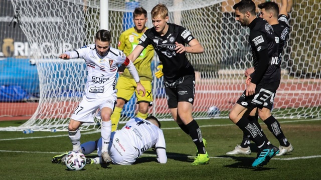 Piłkarze Pogoni lepsi od piątej drużyny austriackiej Bundesligi. Szczecinianie pokonali Sturm Graz 2:1 w sparingowym meczu rozegranym w Belek.