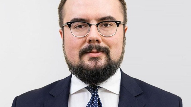 Wiceminister spraw zagranicznych Paweł Jabłoński powiedział, że polski rząd ocenia wypowiedź rzecznika Komisji Europejskiej jako całkowicie niedopuszczalną.