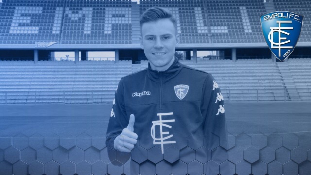 Pomocnik Szymon Żurkowski został wypożyczony z występującej we włoskiej ekstraklasie Fiorentiny do drugoligowego Empoli.