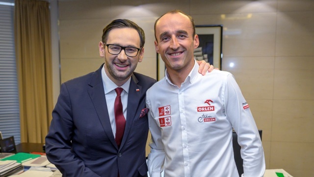 Robert Kubica będzie w nadchodzącym sezonie kierowcą wyścigowym w DTM - najważniejszej serii wyścigowej samochodów w Niemczech. Polak zasiądzie za kierownicą BMW M4 DTM, którego obsługą zajmie się francuski zespół ART Grand Prix - poinformował na briefingu prasowym prezes PKN Orlen Daniel Obajtek.