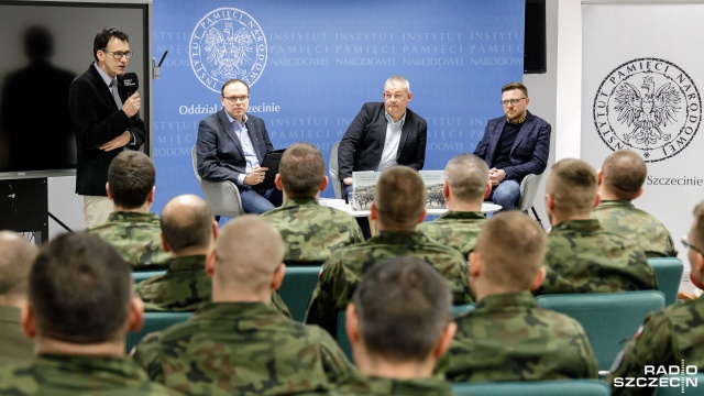 Promocja książki Dzieje Ułanów Jazłowieckich odbyła się w Centrum Edukacyjnym IPN Przystanek Historia w Szczecinie.
