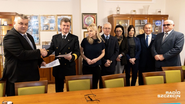 Jest tańsza, lżejsza, bardziej wytrzymała, a do tego ognioodporna. Naukowcy z Akademii Morskiej w Szczecinie opracowali innowacyjną pianę metalowo-ceramiczną, wytwarzaną z materiałów pochodzących z recyklingu.