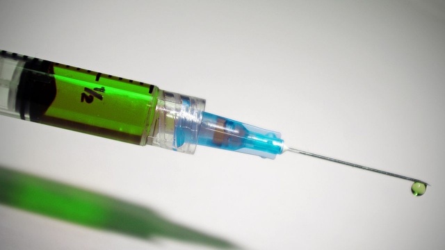W Belgii rośnie liczba dokonywanych eutanazji. Obrońcy życia apelują o zmianę prawa. Dyskusję wywołała sprawa 38-letniej Tine Nys. Lekarze, którzy przeprowadzili eutanazję zostali oskarżeni o złamanie przepisów i otrucie kobiety.