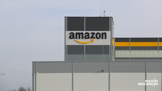 Potwierdzono trzy przypadki koronawirusa w podszczecińskim centrum Amazon - informuje Sanepid.