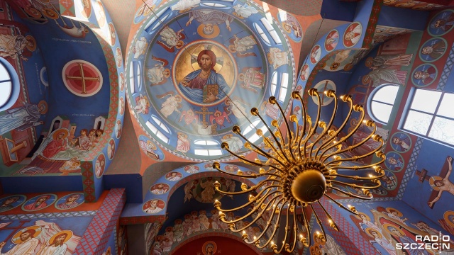 Święto świąt. Uroczystość uroczystości. Święta i wielka Pascha. Chrystus powstał z martwych, śmiercią podeptał śmierć i będącym w grobach życie dał. Wielkanoc w Kościele Prawosławnym.