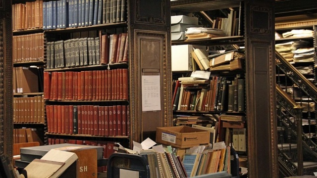 Część zbiorów Nowojorskiej Biblioteki Publicznej będzie poddana kwarantannie. Przed zawieszeniem działalności - w związku z epidemią - niektóre książki mogły trafić do rąk osób zainfekowanych koronawirusem.