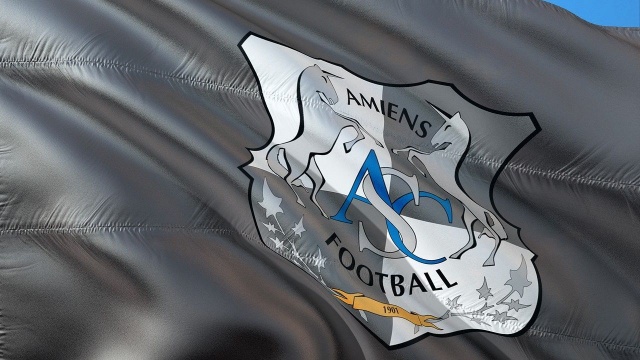 Władze francuskiego klubu piłkarskiego Amiens zwróciły się do kierownictwa Ligue 1 z prośbą o rozważenie możliwości poszerzenia liczby zespołów w nowym sezonie z 20 do 22.