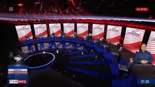 Zakończyła się telewizyjna debata z udziałem kandydatów na prezydenta, transmitowana w Programie 1 Telewizji Polskiej, TVP Info i TVP Polonia.