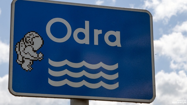 Pierwszy wywieziony, zostały jeszcze dwa. Nurkowie z 8. Flotylli Obrony Wybrzeża wyciągnęli z dna Odry niemiecką bombę głębinową. To nie koniec pracy dla żołnierzy.