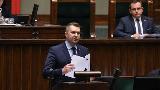 Posłowie zajmą się poprawkami Senatu do ustawy o organizacji wyborów prezydenckich, która daje możliwość oddania głosu tradycyjnie, w lokalach wyborczych lub korespondencyjnie.