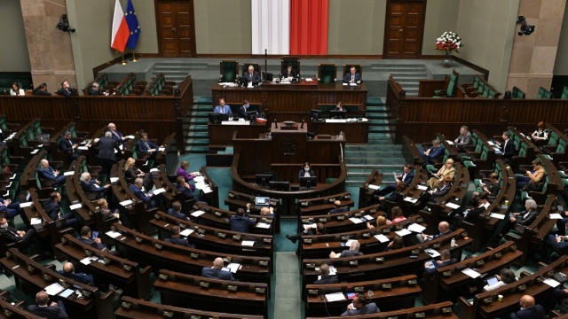 Sejm przyjął ustawę dotyczącą wyborów prezydenckich. Przepisy umożliwiają głosowanie korespondencyjne, ale też w tradycyjnej formie.