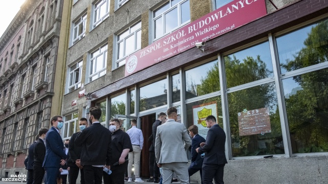 We wtorek drugi dzień matur i obowiązkowy egzamin z matematyki na poziomie podstawowym. Przystąpiło do niego ponad 272 tysiące tegorocznych absolwentów liceów i techników w Polsce.