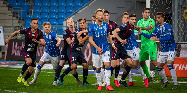 Piłkarze Pogoni Szczecin wracają na tarczy z Poznania. Duma Pomorza wysoko przegrywa z Lechem 0:4.