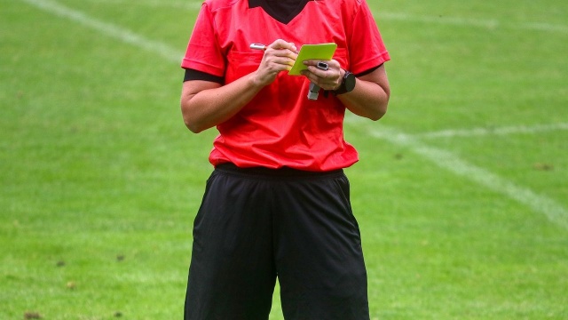 Tomasz Hajto przez 21 lat był rekordzistą niemieckiej Bundesligi pod względem liczby uzbieranych żółtych kartek w sezonie.
