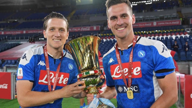 Napoli wywalczyło piłkarski Puchar Włoch. W finale rozegranym na pustym Stadionie Olimpijskim w Rzymie, ekipa z Neapolu wbrew prognozom pokonała Juventus w rzutach karnych 4:2. W regulaminowym czasie nie było bramek, nie rozgrywano dogrywki.