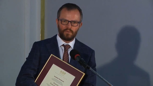 Tomasz Duklanowski otrzymał Nagrodę Watergate za dziennikarstwo śledcze. Zarząd Główny SDP docenił naszego dziennikarza za cykl materiałów o marszałku Senatu, Tomaszu Grodzkim.