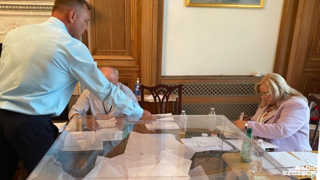 Poniedziałek był ostatnim dniem, w którym wyborcy mieszkający za granicą mogli się dopisać do spisu do II tury wyborów.