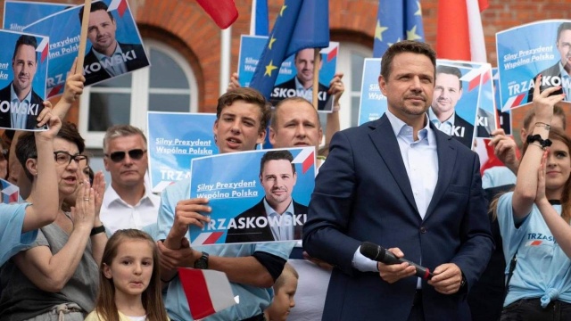 Kandydat na Prezydenta RP i prezydent Warszawy Rafał Trzaskowski z wizytą w regionie. Przedstawiciel Koalicji Obywatelskiej odwiedził Szczecinek, gdzie spotkał się z mieszkańcami.