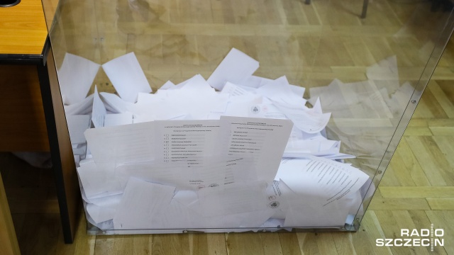 W pierwszej kolejności w lokalach wyborczych 12 lipca obsługiwane mają być między innymi kobiety w ciąży i seniorzy powyżej 60. roku życia.