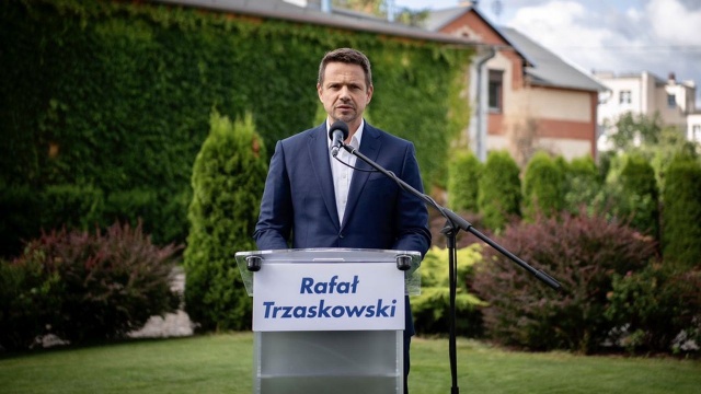 Kandydat Koalicji Obywatelskiej na prezydenta powiedział w trakcie spotkania wyborczego w Łagiewnikach Kościelnych w Wielkopolsce, że jeśli zwycięży, to zadba o Polskę lokalną i o wyrównywanie szans.