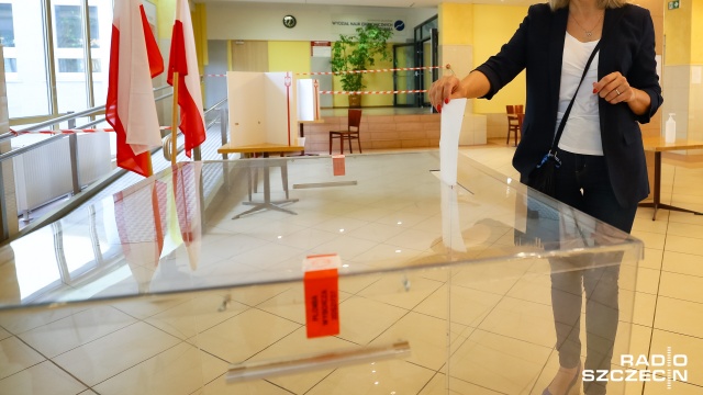Podczas głosowania w wyborach prezydenckich należy pamiętać o zachowaniu standardów sanitarnych.