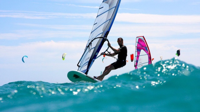 Piotr Myszka zdobył złoty medal mistrzostw Polski w windsurfingowej klasie RS:X.