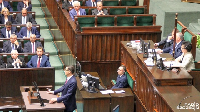W środę początek trzydniowego posiedzenia Sejmu. Posłowie wysłuchają między innymi informacji premiera o ustaleniach szczytu Unii Europejskiej.